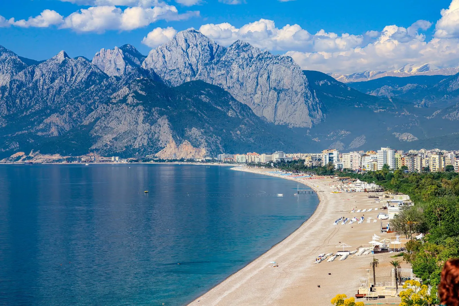 Konyaaltı beach and the mountains, Antalya