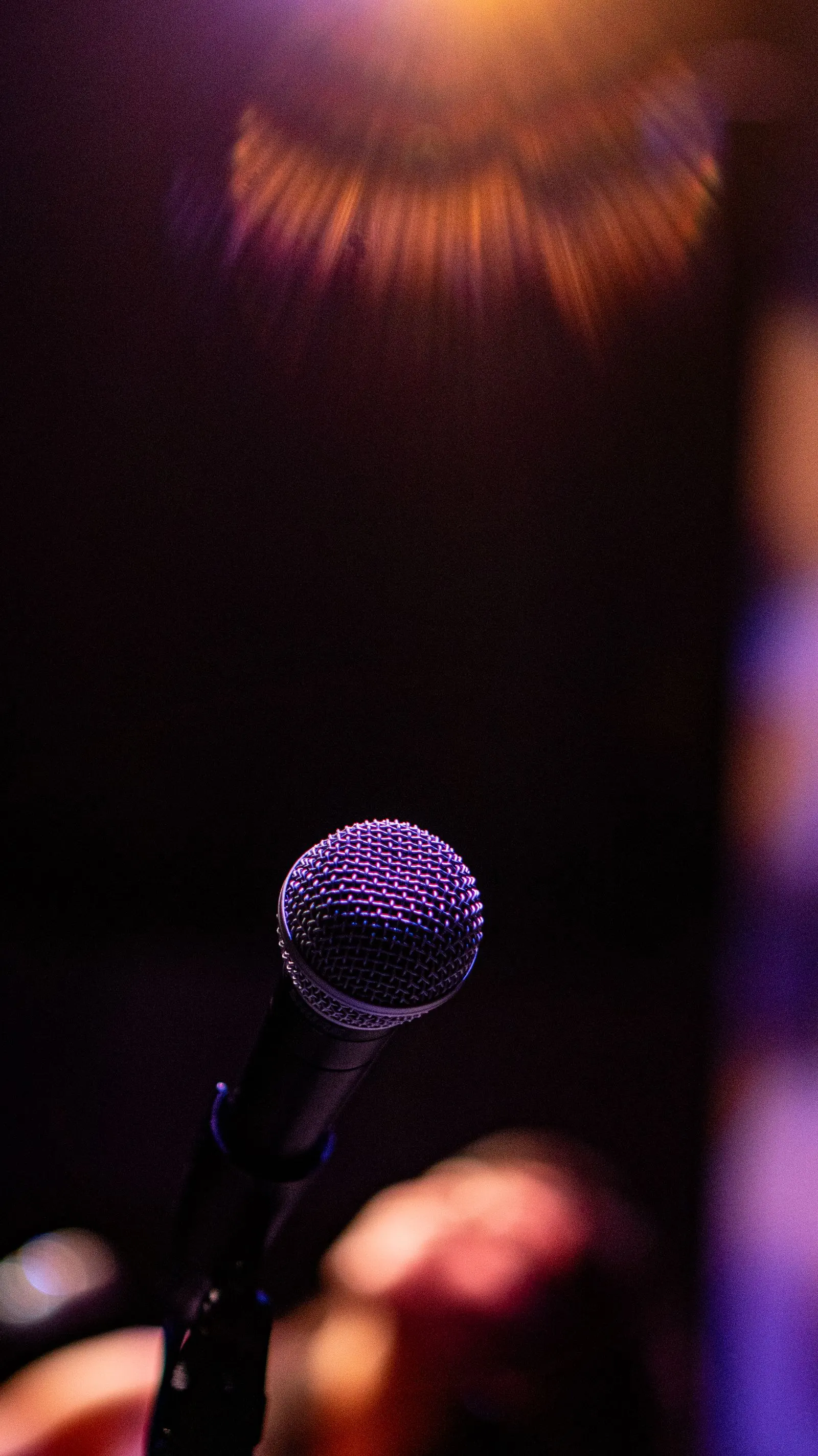 Microphone under concert lights